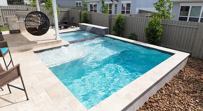 StoneScapes Puerto Rico Blend Small: Aqua Cool Small — water color and installed finish
