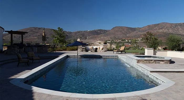 StoneScapes Puerto Rico Blend Small: Black Small — water color and installed finish