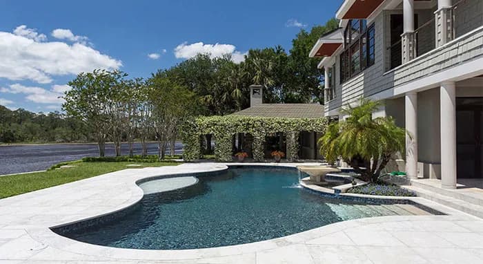 StoneScapes Puerto Rico Blend Large: Midnight Blue Large — water color and installed finish