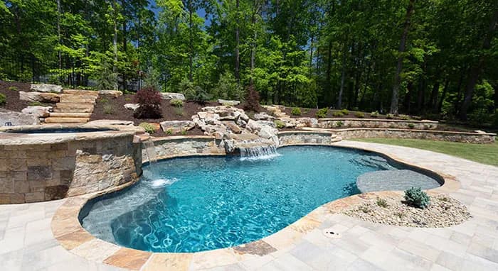StoneScapes Puerto Rico Blend Large: Tahoe Blue Large — water color and installed finish