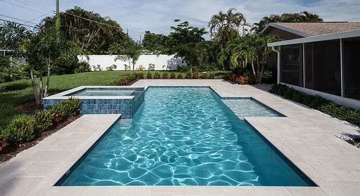 StoneScapes Regular Pebbles: White — water color and installed finish